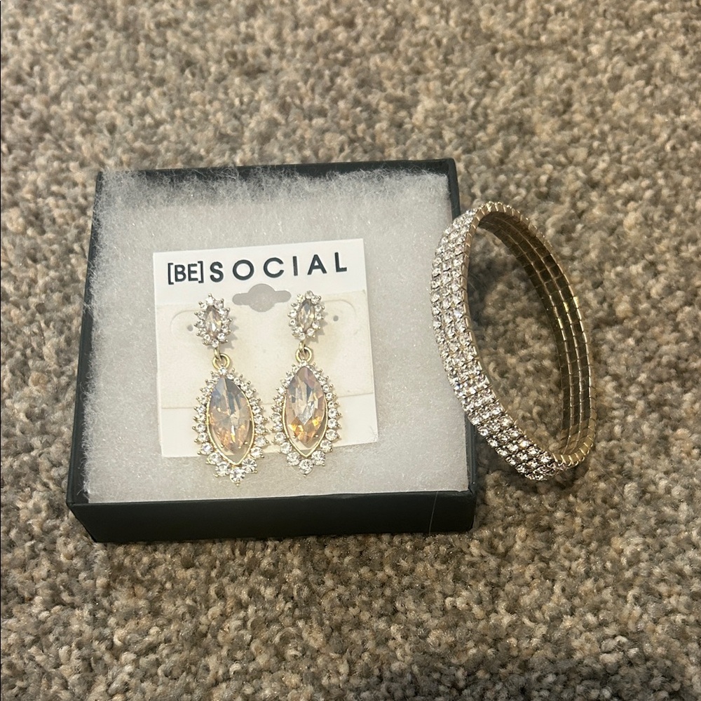 Gold and Silver Jewelry Set